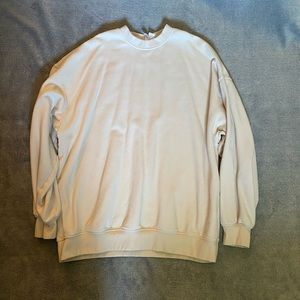 H&M crewneck sweater